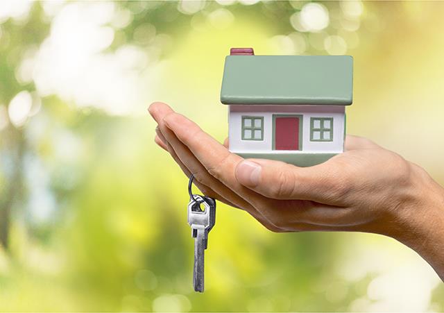 Slow Property Sales - Attract Buyers With Smarter Presentation
